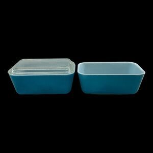 Pyrex Primary Blue (2) 502 Rectangular Refrigerator Dishes (1) 502C Lid VTG READ